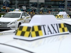 Французские таксисты собираются на забастовку Французские таксисты собираются на забастовку